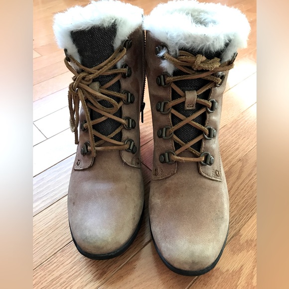 Sperry women’s winter boots - Picture 5 of 5